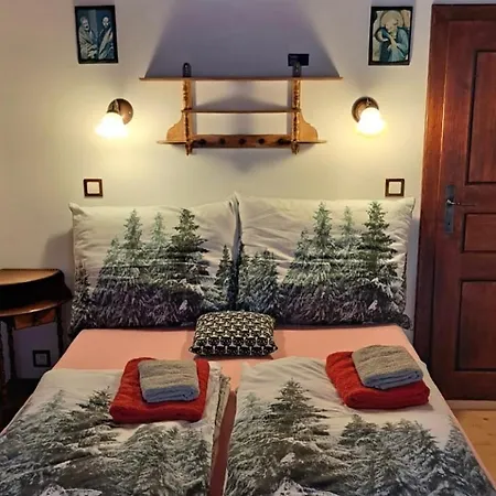 Pod Zeleznym Vrchem 3*